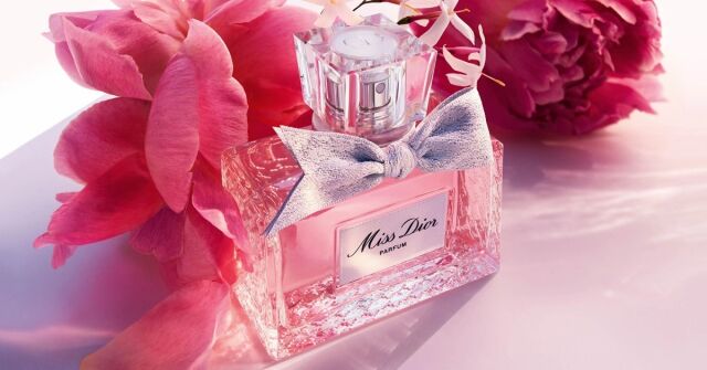Miss Dior Parfum Dior parfum - un parfum de dama 1947