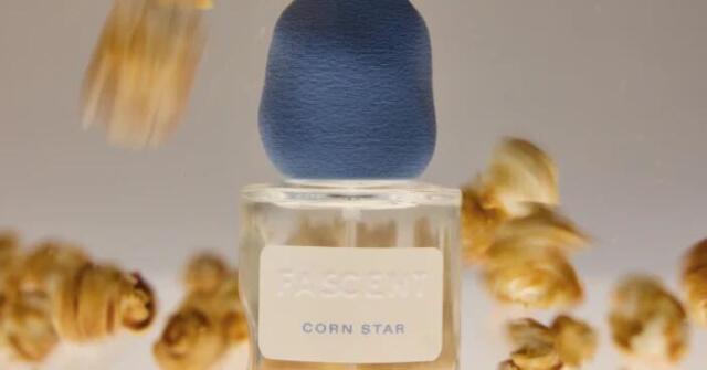 Crush Akro parfum - un nou parfum unisex 2025