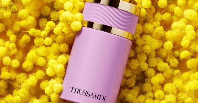 Pure Jasmine Trussardi parfüm - kadınlar için bir koku 2022