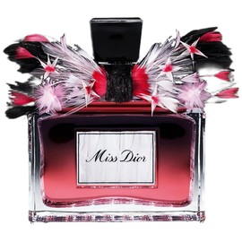 perfume Miss Dior Essence by Maison Février