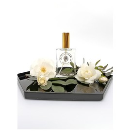 perfume White Roses