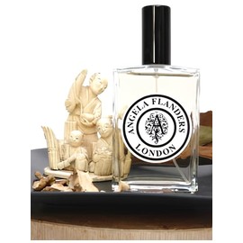 perfume No.5 Sandalwood