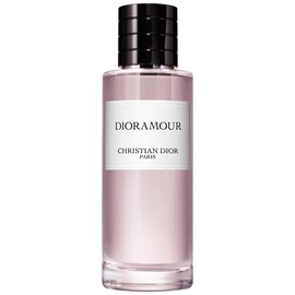 Dioramour