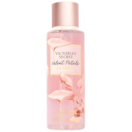 Velvet Petals La Crème