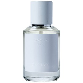 perfume 004 Amour