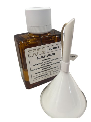 Black Sugar Eau de Parfum Korres pro ženy a muže 