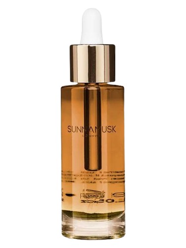 Oud Muqaddas by Sunnamusk