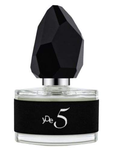 Yde 5 by yDe