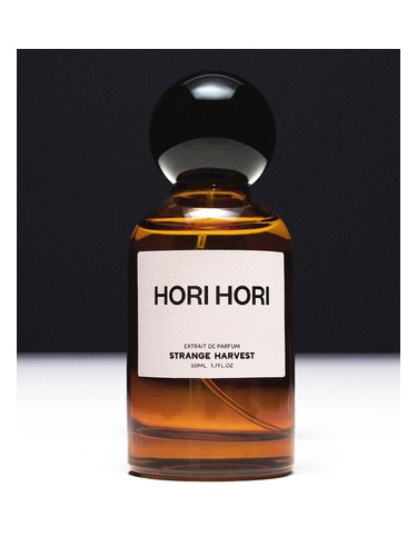 Strange Harvest Hori Hori parfüm şişesi