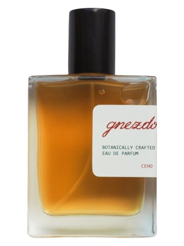 Gnezdovje Parfumerie Hay parfüm şişesi