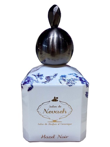 Salon de Nevaeh Hazel Noir parfüm şişesi