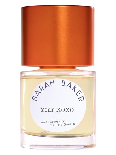 Sarah Baker Perfumes Year XOXO parfüm şişesi