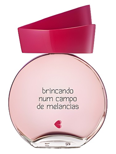 Brincando num campo de melancias