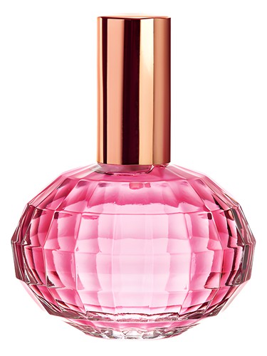 Memories flirting under fireworks