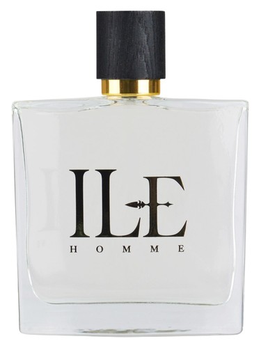 Mahée Île Homme Dans un Jardin pro muže