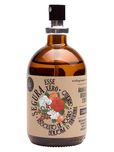 Absoluto de Rosas, Sândalo, Benjoim e Tangerina