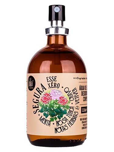 Menta, Rosa Turca, Cravo, Notas Herbais e Vetiver