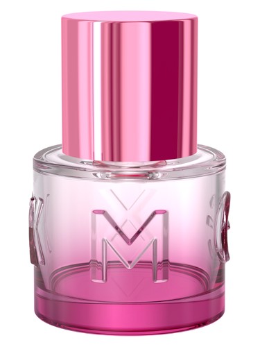 Mexx Festival Splashes Woman