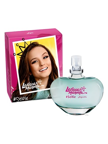 Larissa Manoela #Selfie