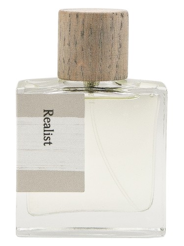 Realist Contradictions in ILK pro ženy a muže 