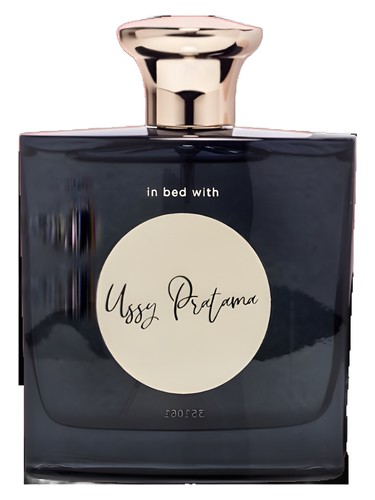 In Bed With Ussy Pratama Ussy Pratama pro ženy a muže 