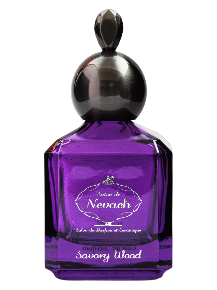 Salon de Nevaeh Savory Wood