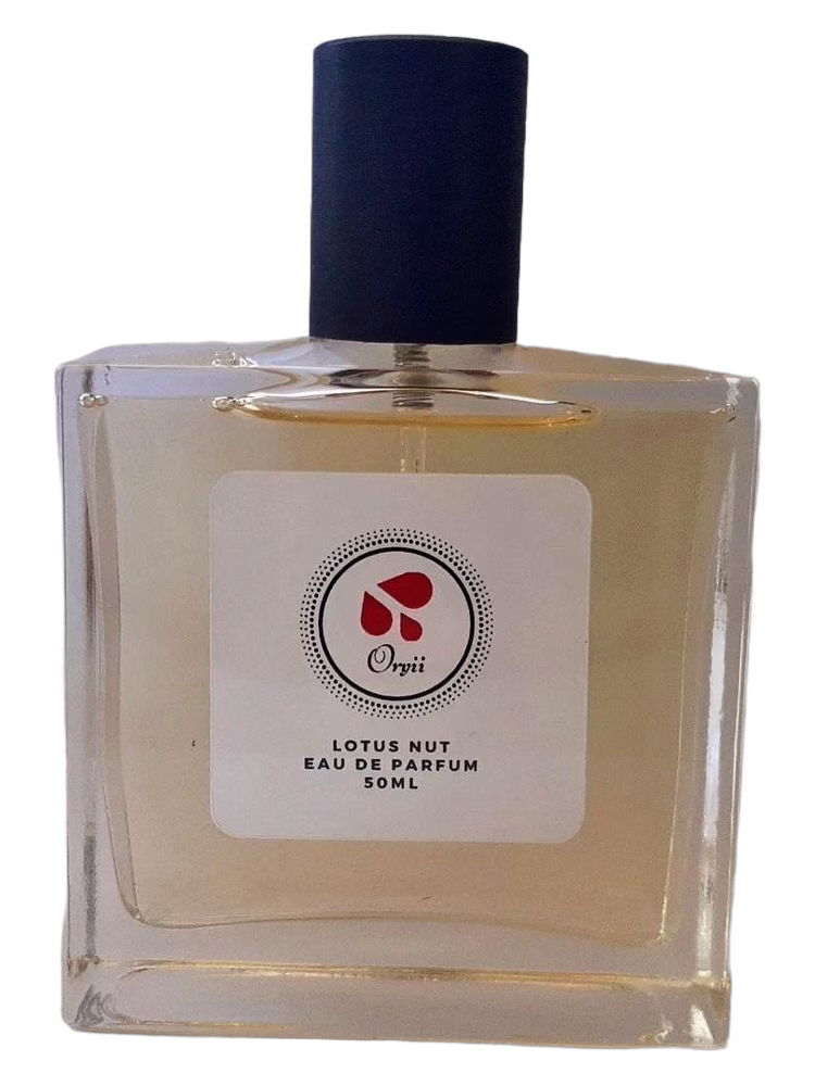 Oryii Lotus Nut