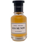 parfém Kiss Me Now
