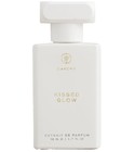 parfém Kissed Glow