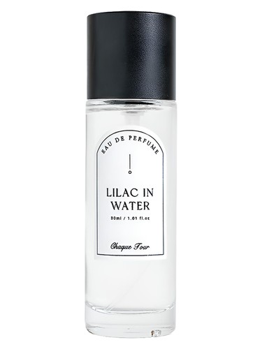 Chaque Jour Lilac In Water
