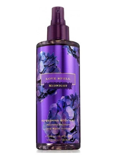 Refreshing with Victoria's Secret Love Spell Perfume Mist