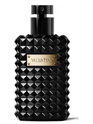 Valentino Noir Absolu Musc Essence Valentino for women and men
