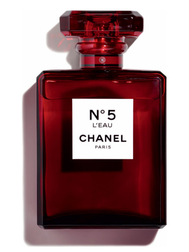 Chanel No 5 L&#039;Eau Red Edition Chanel perfume - a