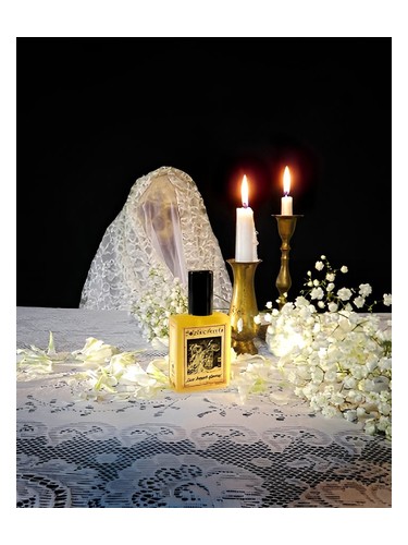 Solstice Scents Lace Draped Spectre