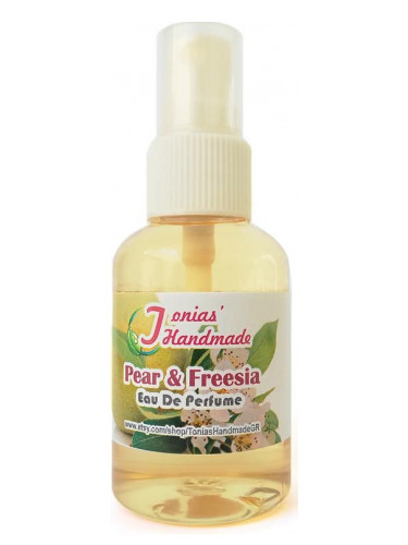 Pear & Freesia Tonias' Handmade