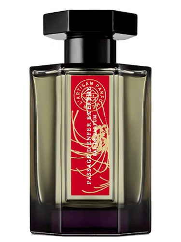 Passage d&#039;Enfer Extrême L&#039;Artisan Parfumeur perfume - a  fragrance for women and men 2020