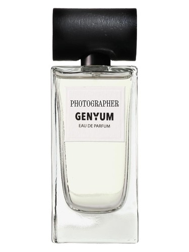 Photographer Genyum