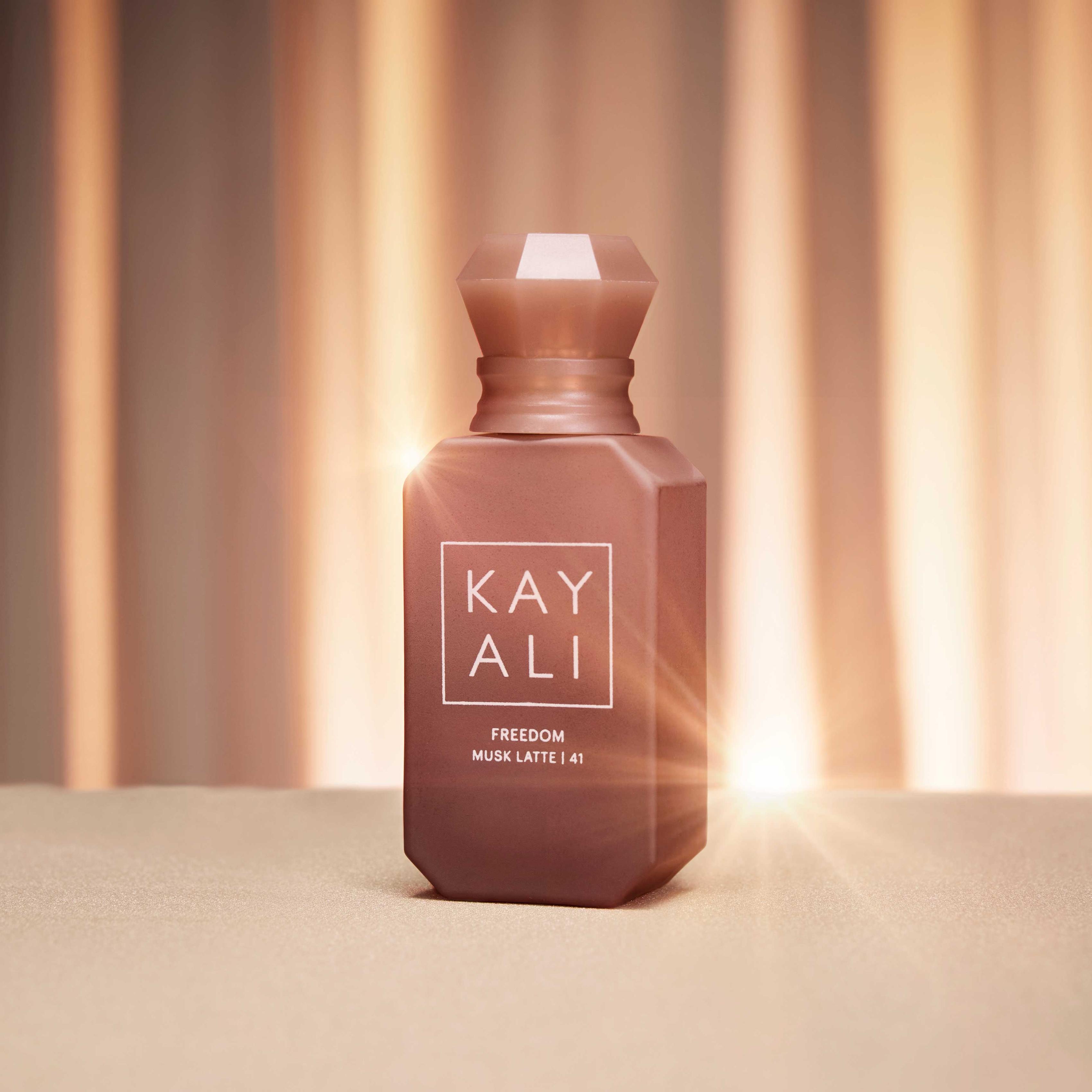 Freedom Musk Latte | 41 Eau de Parfum Kayali Fragrances perfume