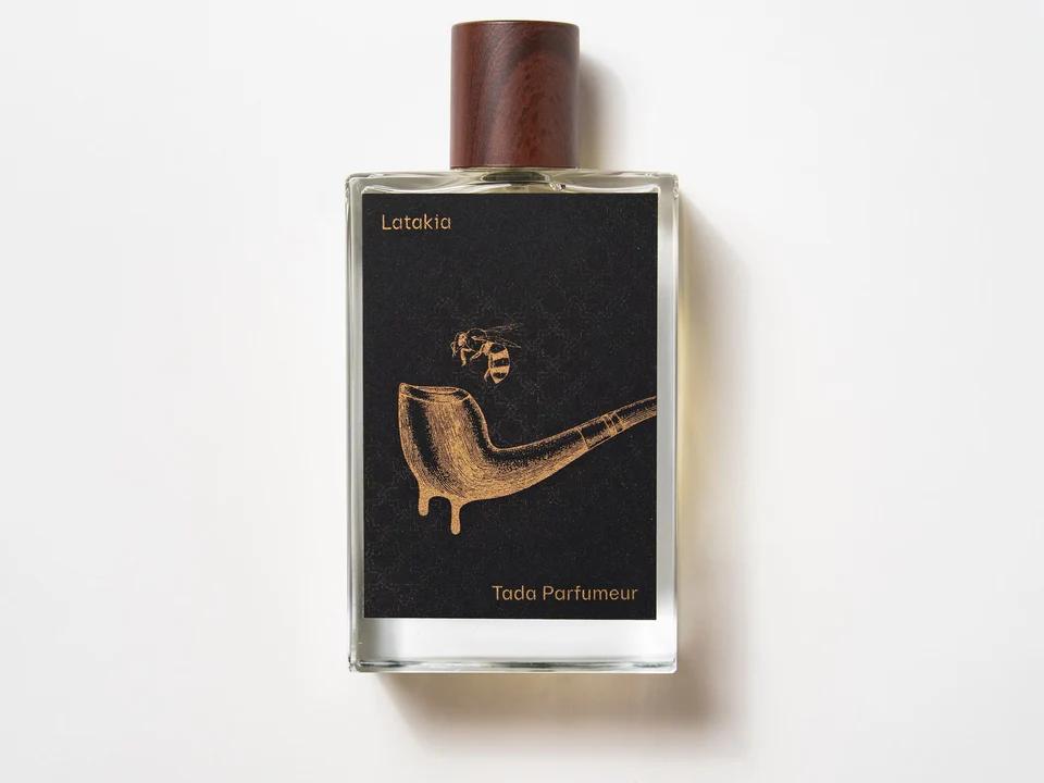 Latakia Tada Parfumeur 香水 - 2022年のユニセックス フレグランス