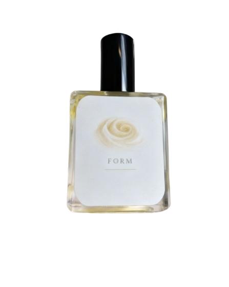 Form Logoi Perfumes perfume - a novo fragrância Compartilhável 2026