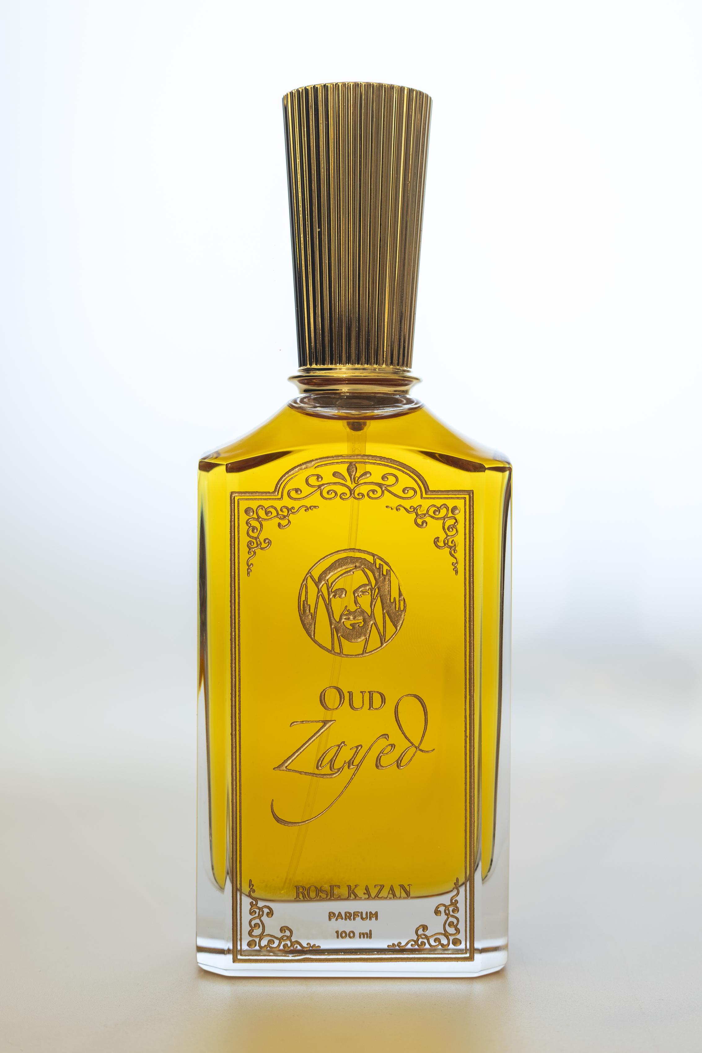 Oud Zayed Rose Kazan Perfumes 香水 - 2018年のユニセックス フレグランス