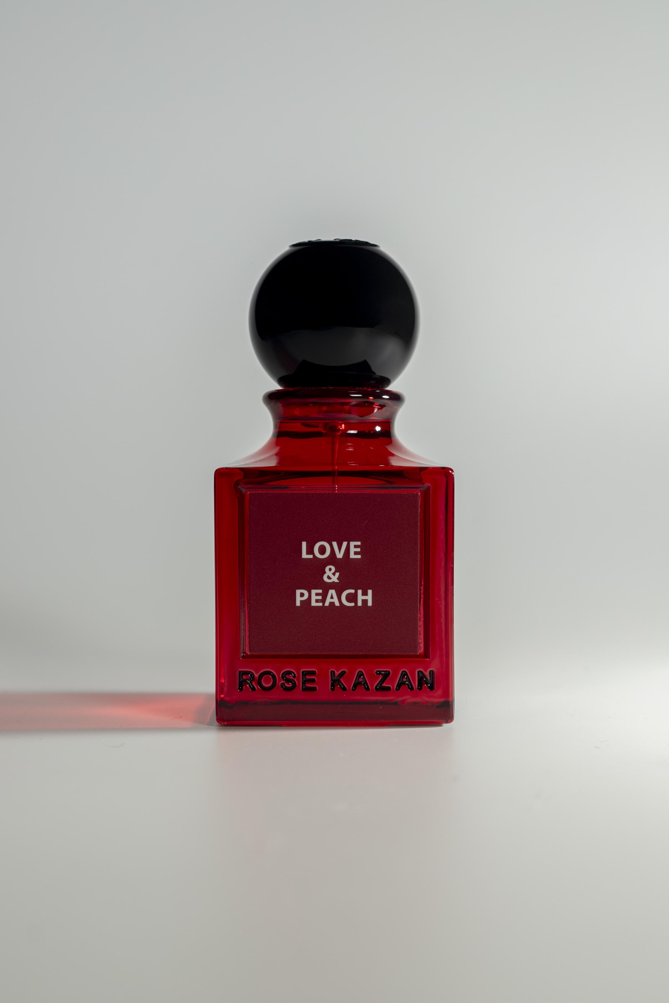 Love & Peach Rose Kazan 香水 - 2025年のユニセックス 新着フレグランス