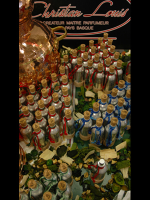 Fragrantica image 2