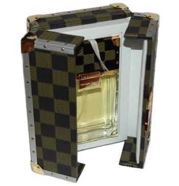Fragrantica image 2