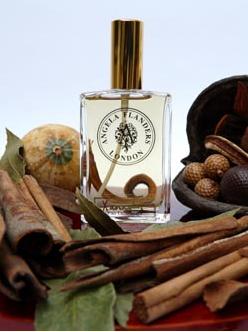 Fragrantica image 2