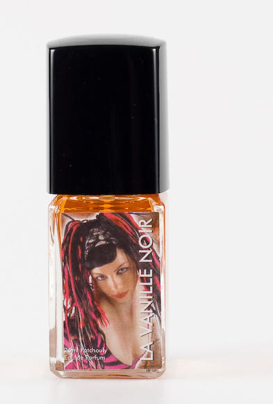 Fragrantica image 2