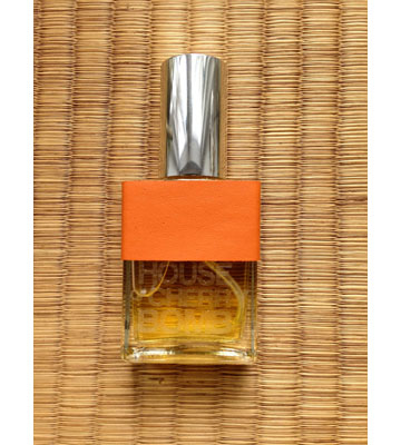 Fragrantica image 2