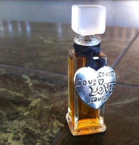 Fragrantica image 2