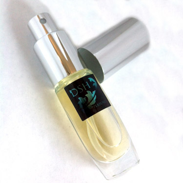 Fragrantica image 2