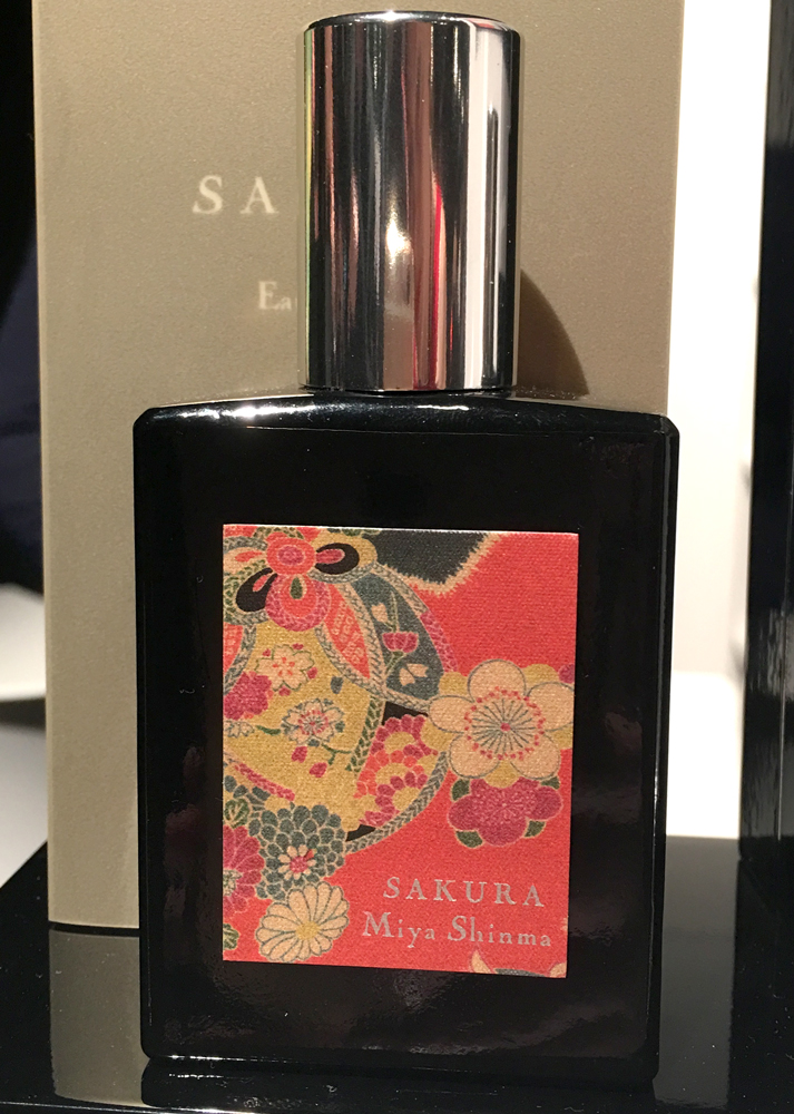 Fragrantica image 2